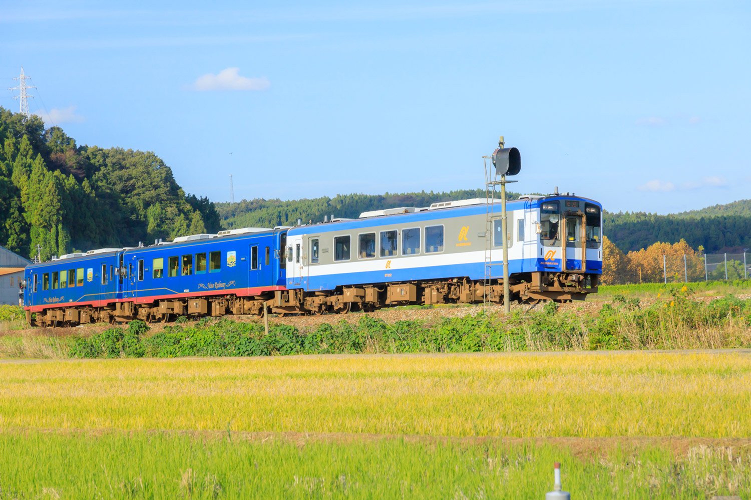 観光列車「のと里山里海号」