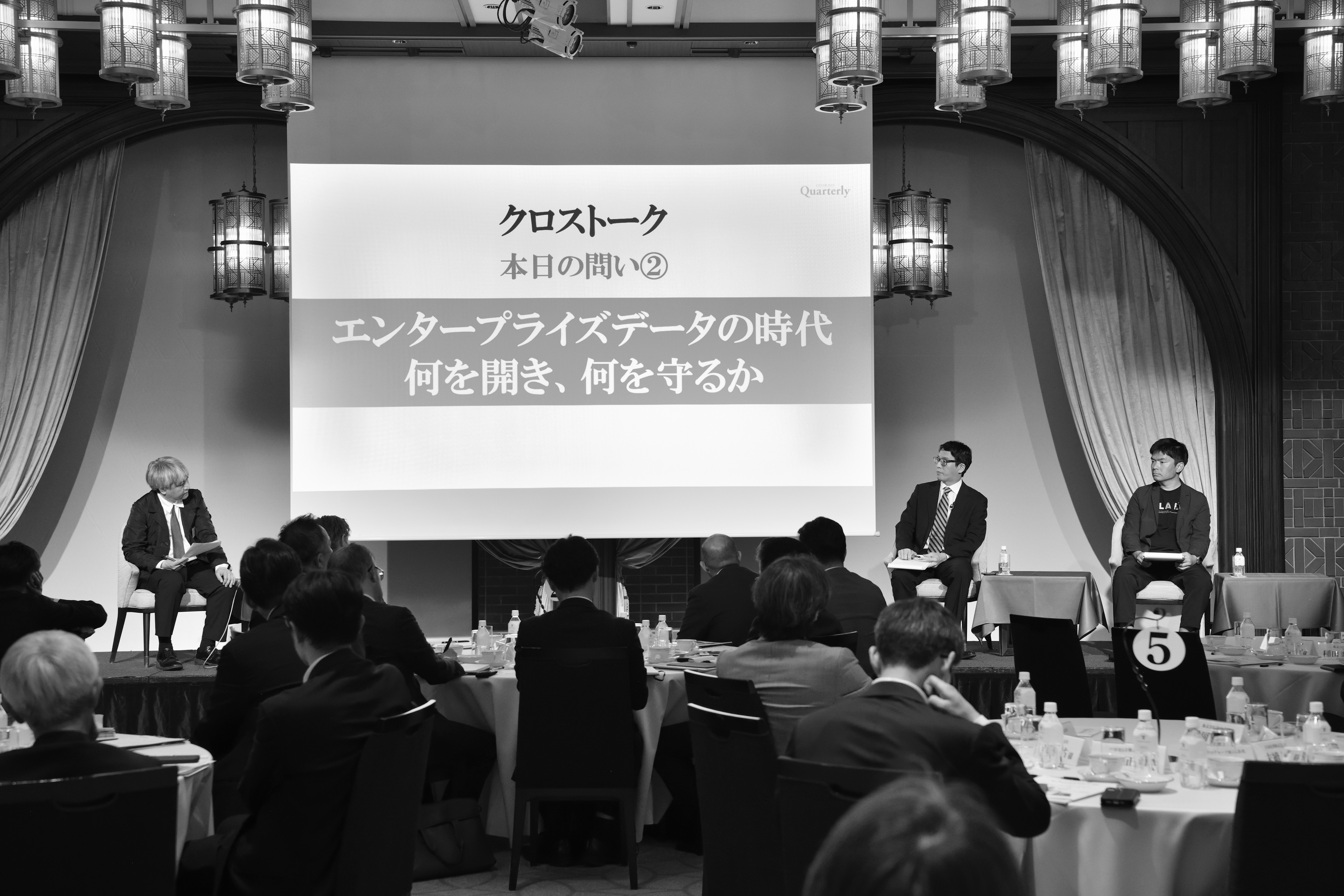 AIで日本のイノベーション不全は解消するのか自社データを競争優位に変える方法