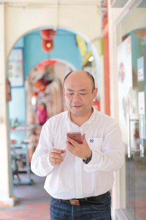 孫泰蔵氏は、シンガポールに拠点を移してから、スタッフとは常にオンラインで連絡を取り合うなど働き方を絶えず見直している