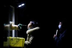 中国一転して緩和にかじ、経済の痛み鮮明に