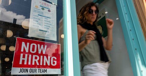 【社説】米雇用統計の下方修正とトランプ氏の経済政策