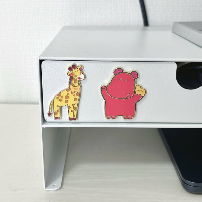 猫背が予防できて嬉しい…！ニトリの「収納できるモニター台」机の上のごちゃごちゃもスッキリした！