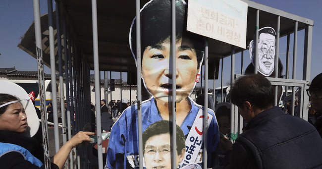 北朝鮮が韓国国民と共に大統領弾劾を喜ぶ不気味