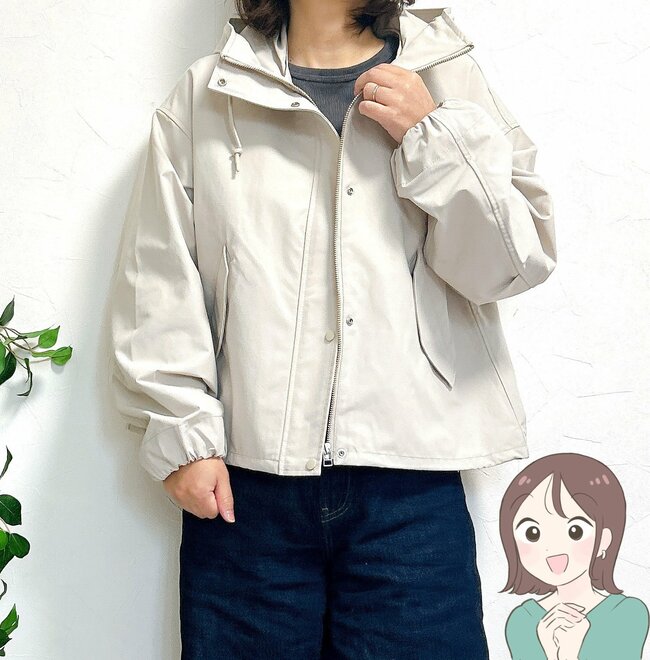 マフラーなしでも暖かい！ユニクロの“風を通しにくいアウター”楽ちんすぎて手放せない！「シルエットがめちゃくちゃ可愛い」「急な雨にも大丈夫」