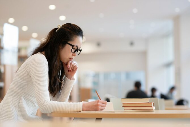 ビジネス人生10年分の知恵を1冊から学ぶ！