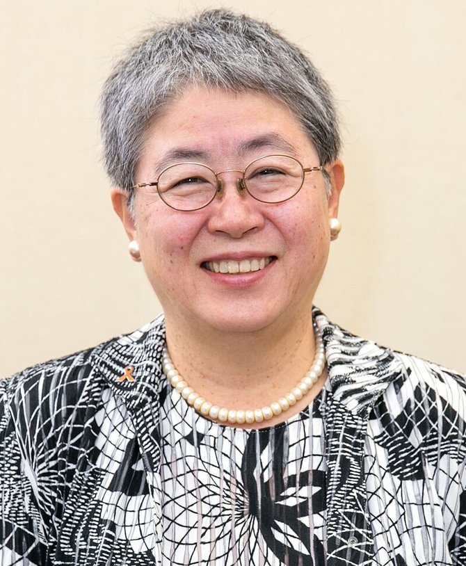 奥山眞紀子