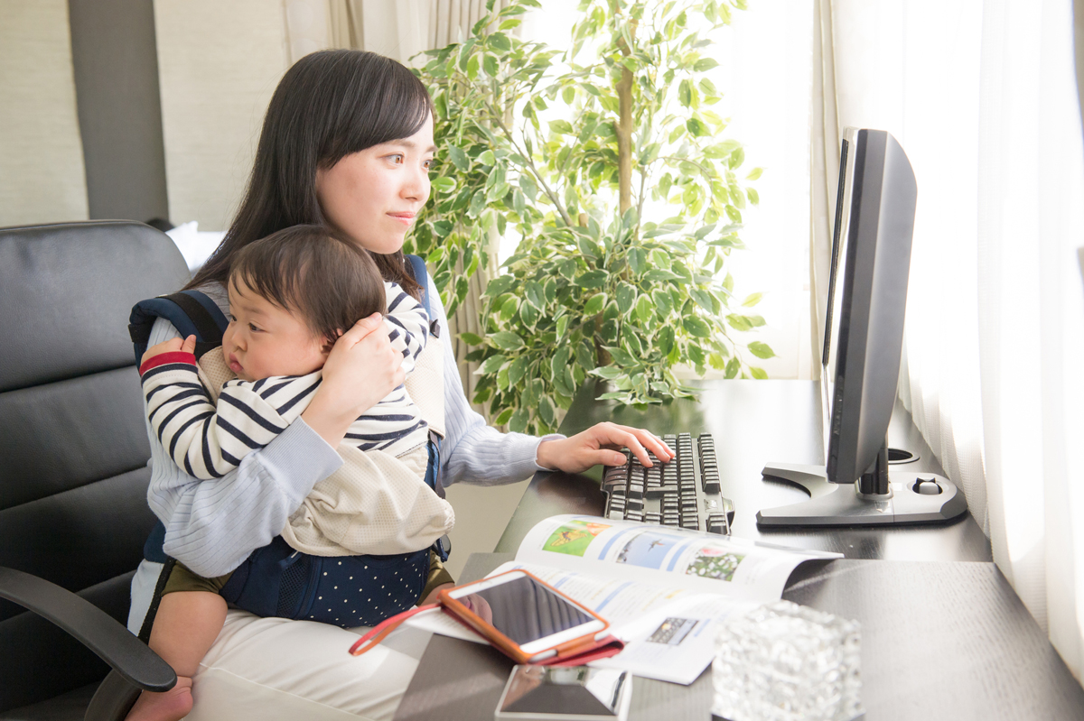 「内職」が静かなブーム、子育てママやシニアに人気の理由