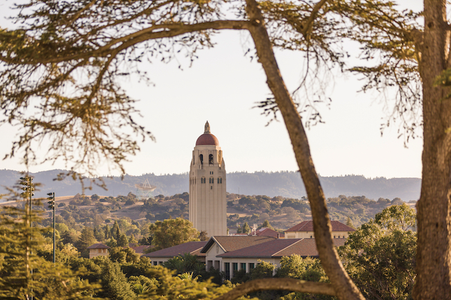 米スタンフォード大学が世界屈指の一流大学となった背景には、常に成長し、発展しようというベンチャー精神がありました。