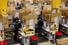 アマゾン取締役会、1対20の株式分割承認　100億ドル自社株買いも