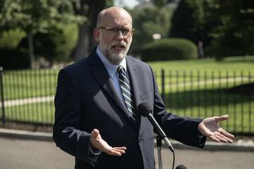 トランプ政権、シカゴ向け連邦資金21億ドルを凍結