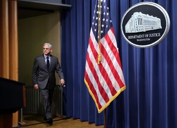 米司法省、トランプ氏捜査に特別検察官を任命