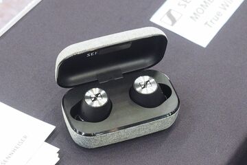 もはや完全ワイヤレスイヤホン祭り状態、デザインも機能も豊富な選択肢