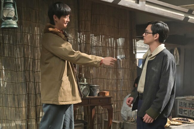 「夕刊は出せなかった」から始まる物語→“絶望の隣は希望”はどこからどこへ手渡されたのか【あんぱん第68回レビュー】