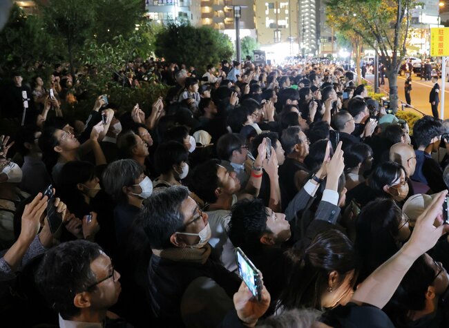 衆院選で長瀬智也も標的に…芸能人の政治的発言を若者が「ダサい」と言い放つワケ