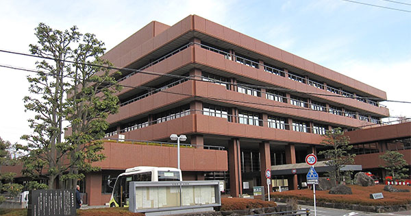 市民と行政がともに汗をかかない自治体は崩壊する