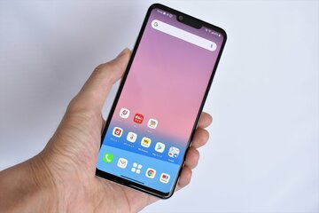 ミドルの価格でぶっちぎりの快適さ！ ドコモ「LG style3」は高コスパが光る1台