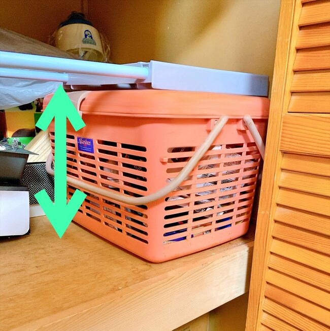 便利すぎて全部屋に置きたい…!ダイソーの“ニトリみたいな収納ラック”ごちゃごちゃな押し入れがスッキリした!「もう2つ欲しい」「スペースがだいぶ拡張されます」《購入レビュー》