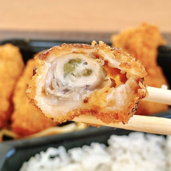 さすがに贅沢すぎない…？ほっともっとの“牡蠣てんこ盛り弁当”白米とビールが止まらないよ！《実食レビュー》