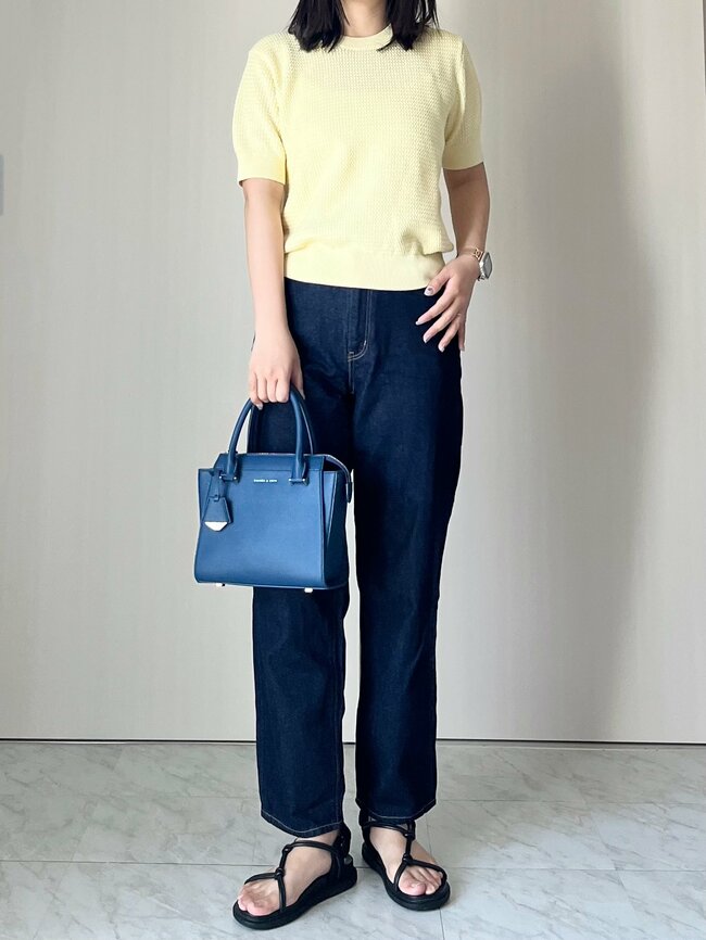 色違いも欲しくなる…！ユニクロの「ふんわりトップス」着るだけで春らしいコーデが完成します！