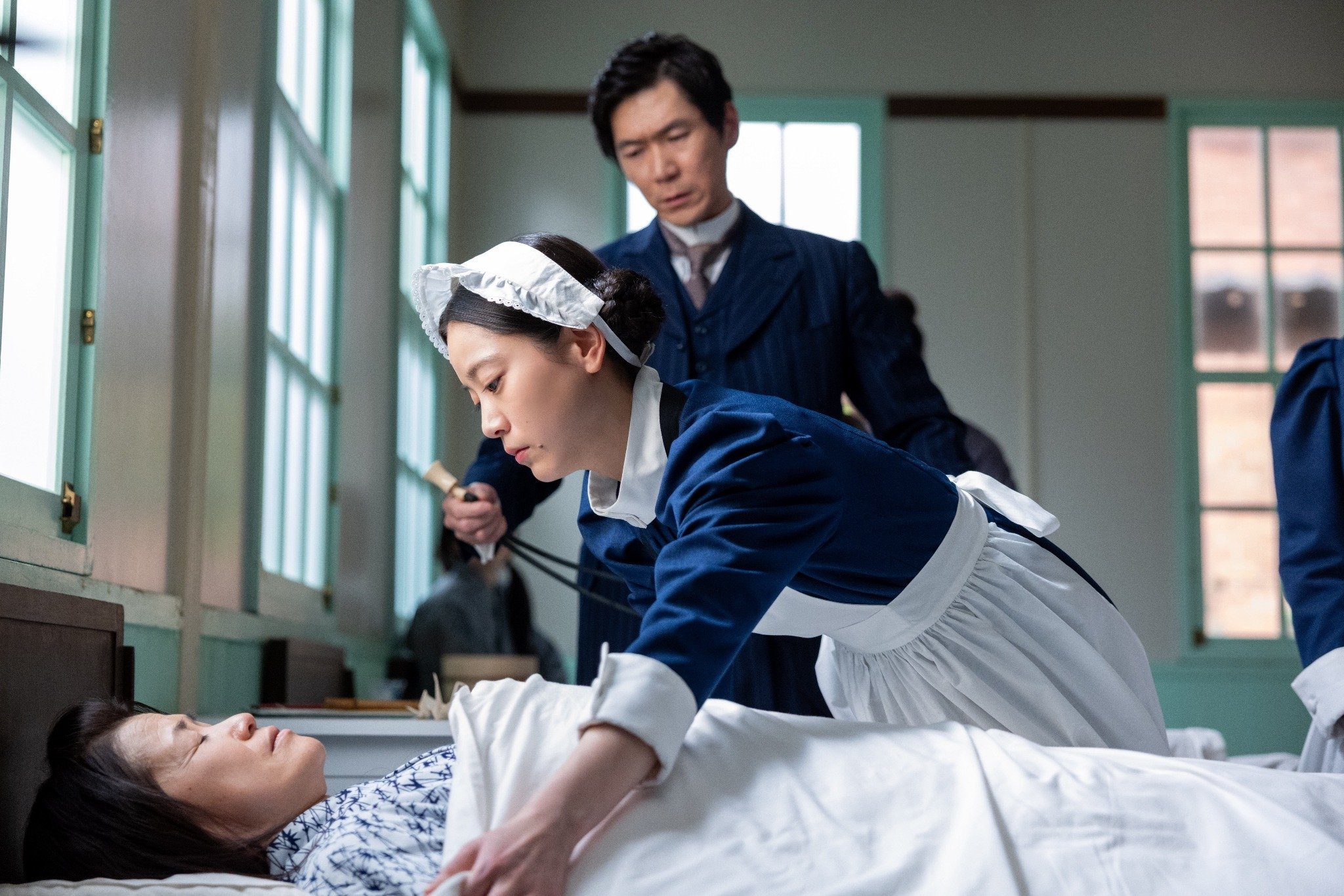 しっかり者の最年少！トメ役・原嶋凛が“看護の仕事”に触れて、まず驚いた「当たり前」〈風、薫る第46回〉
