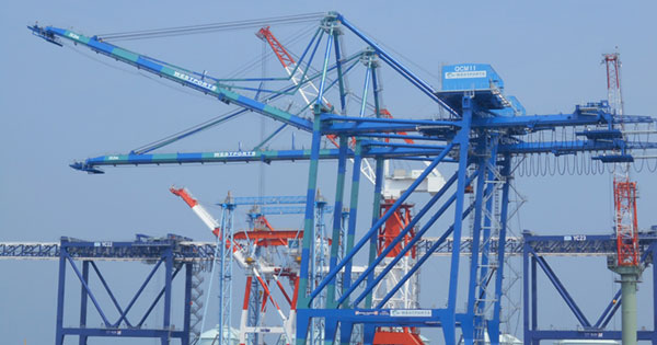 人もカネも掛けずに生産量を2.5倍にした三井E&S「工場革新」の中身
