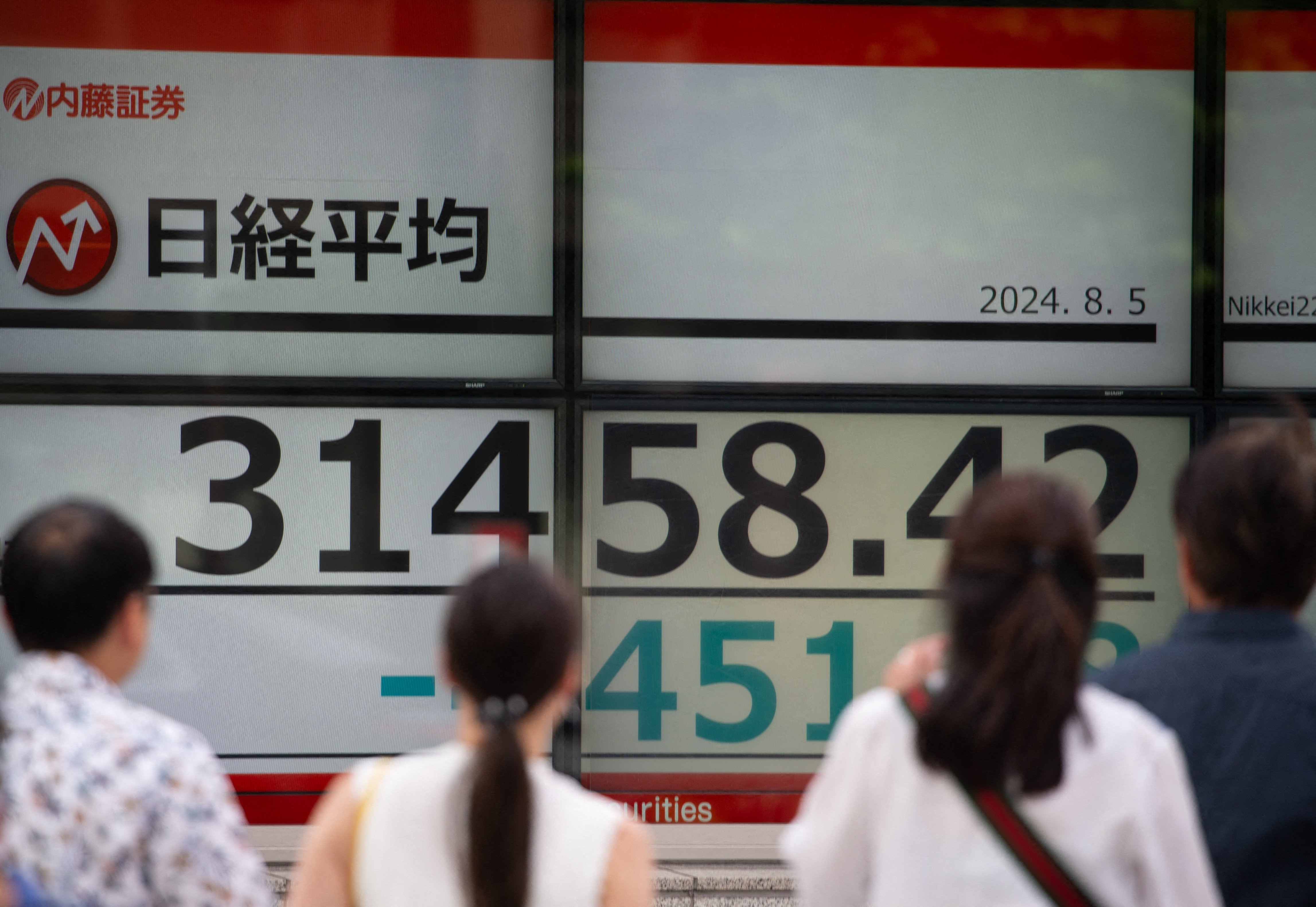 株価乱高下で“お祈り”ムードの「新NISA民」が学ぶべき、最も賢い戦術とは