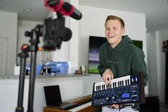 TikTokになれないインスタ、内部文書で弱点露呈