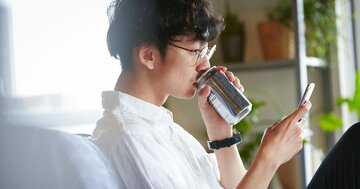 父親の飲酒が新生児に与える悪影響、何カ月前から控えるべき?