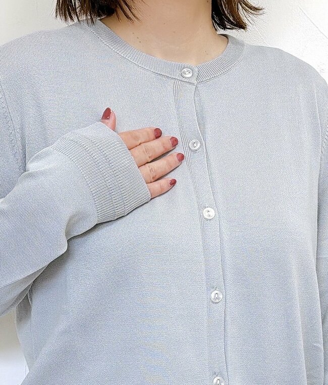 「リピートで2着買いです」ワークマンの“1500円カーディガン”手の甲までUVカットできてありがたい！「肌触りが良く着やすい」「色合いもお気に入り」