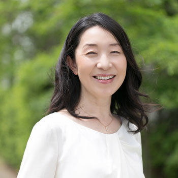 井出留美氏