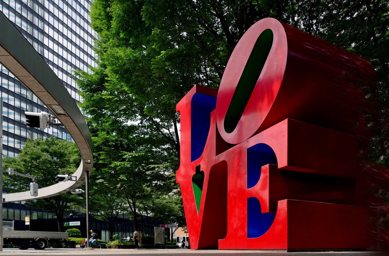 「LOVE」ロバート・インディアナ