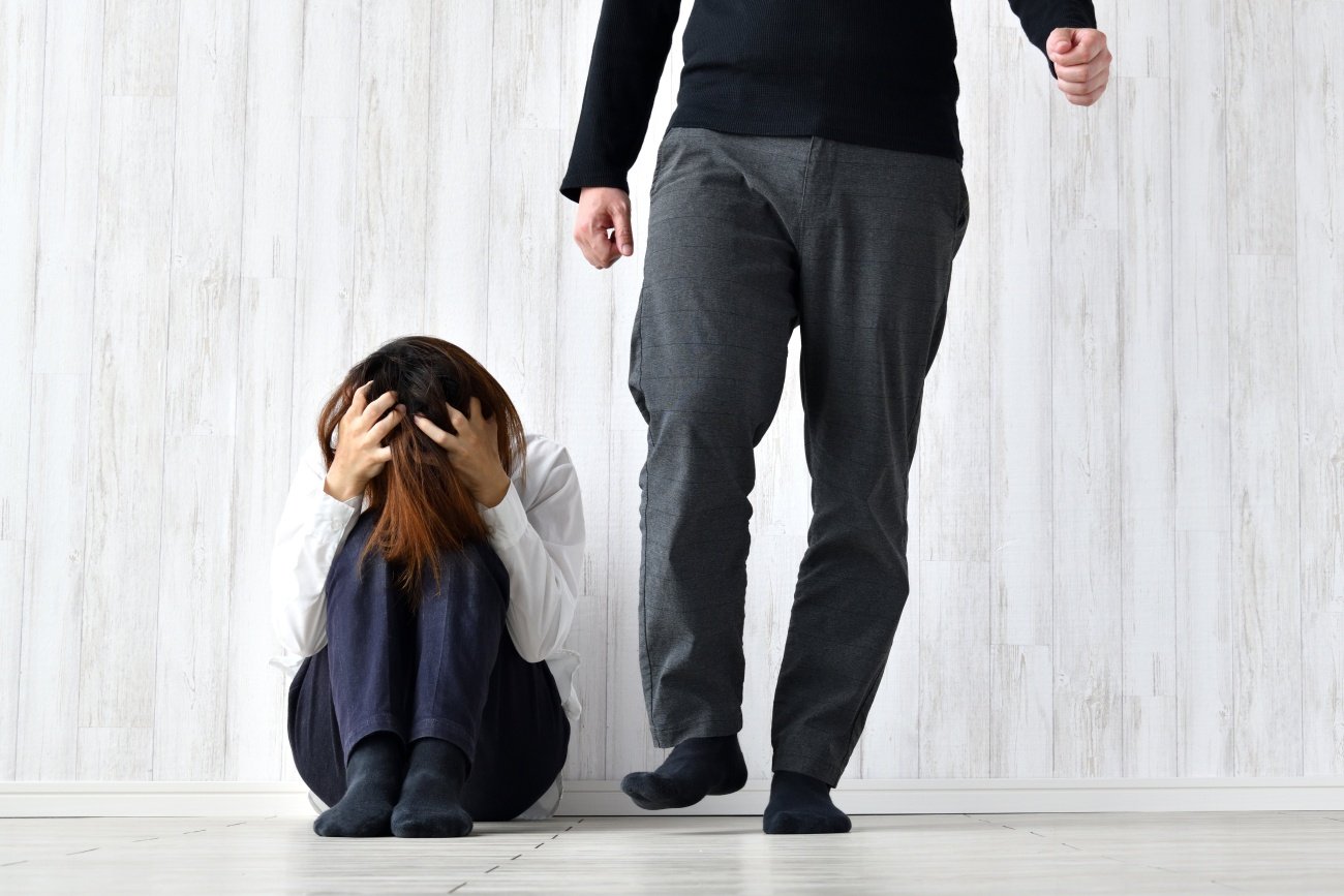 【はやく逃げて】「あなたの好意を利用する人」が言っている、要注意ワード9選