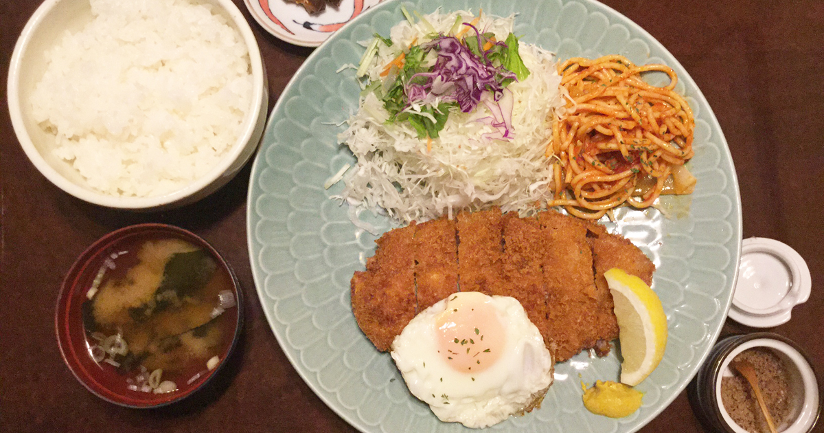 「肉の満漢全席」を楽しめる新丸子の洋食屋とんかつ、すき焼き、ステーキ、鶏の水炊き、鴨しゃぶ、そしてハンバーグからウインナーまで。