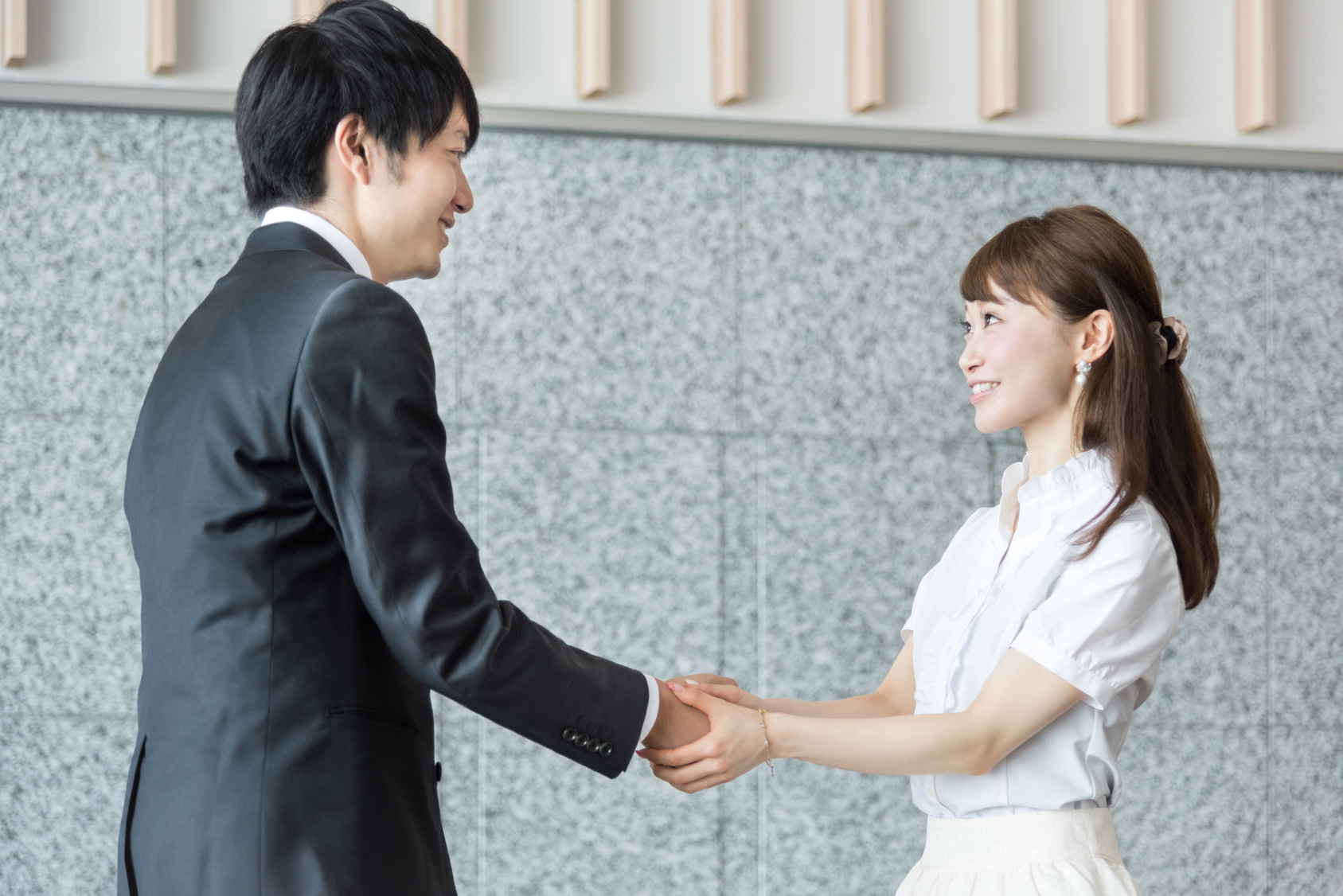 新しい環境で周囲に受け入れられる伝え方のコツ