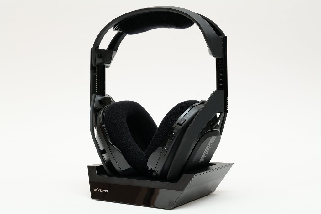 A50 ワイヤレスヘッドセット + ベースステーション ASTRO Gaming A50 ワイヤレスヘッドセット + ベースステーション Gen 4