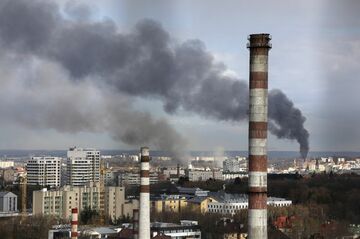 ロシア軍、東部で攻勢強める＝ウクライナ大統領