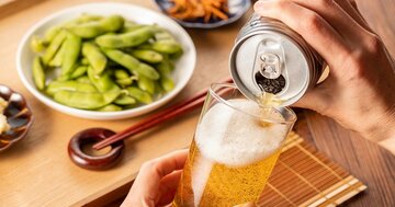あなたは「酒好き」か「アルコール依存症」か?“10個の質問”でわかる境界線【チェックテスト付き】