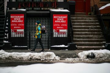 米政権、長期経済政策の財源検討に着手　コロナ対策法成立で