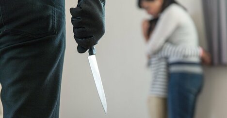 刃物を持った人間と遭遇したとき、生死を分ける「初動」とは？【2023年度人気記事8位】