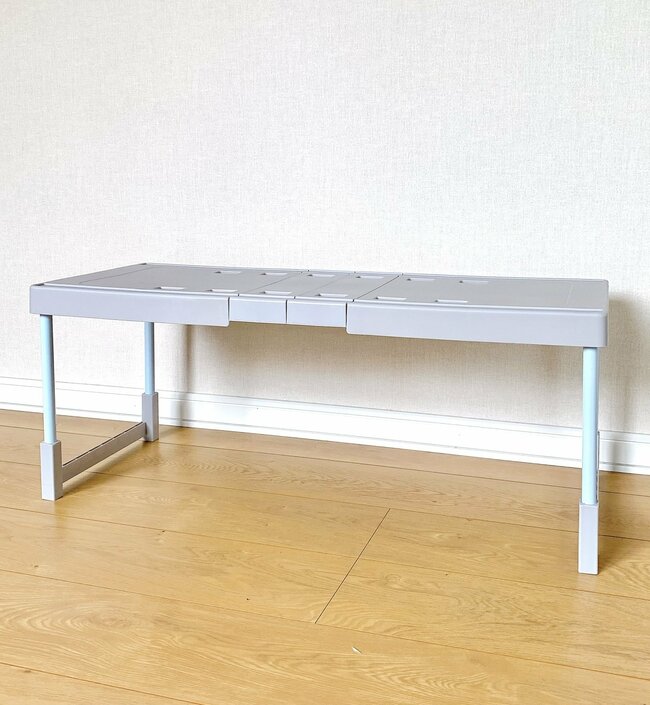 便利すぎて全部屋に置きたい…!ダイソーの“ニトリみたいな収納ラック”ごちゃごちゃな押し入れがスッキリした!「もう2つ欲しい」「スペースがだいぶ拡張されます」《購入レビュー》