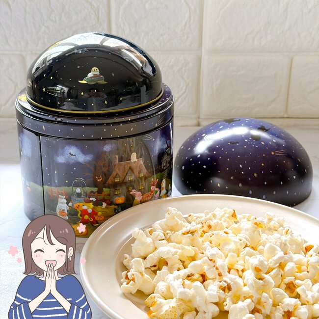 「衝動買いした」「見てて楽しい！」カルディの“光るハロウィン缶”が幻想的すぎる！「プラネタリウムみたい」「部屋中大きな影絵でいっぱい」《購入レビュー》
