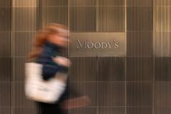 米銀の問題なお続く、格下げが警鐘に