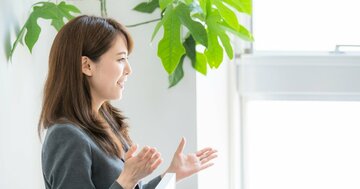 プレゼンや会議でこなれた印象になる「手の動き」とは?
