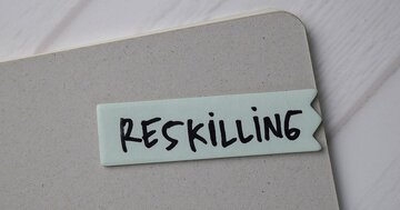 「社員任せのリスキリング」は危険!リスキリングを成功させる組織の3つの特徴