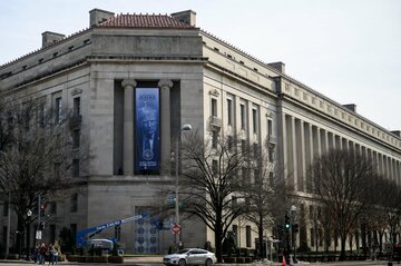 法律事務所制裁の米大統領令、司法省が一転して訴訟継続へ