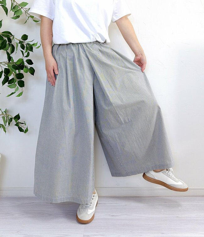 「即買いしました」無印良品の“スカートみたいなパンツ”が体型カバーできて楽ちん！「これからヘビロテ」「上品で可愛く見えます」