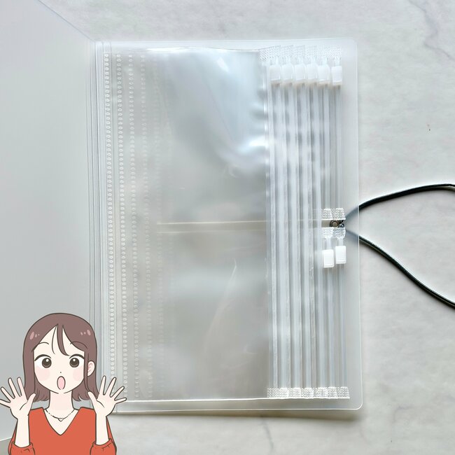お薬手帳や診察券、薬がまとめて入った!無印良品の“天才ケース”ポケット豊富で便利すぎる!「ありそうでなかった商品」「考えた人、すごい」