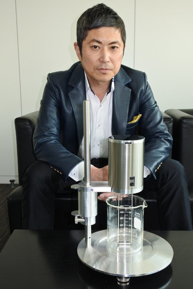 写真:アタゴの雨宮社長