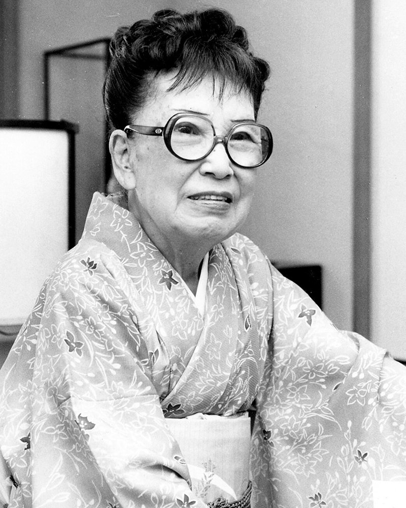 作家の宇野千代