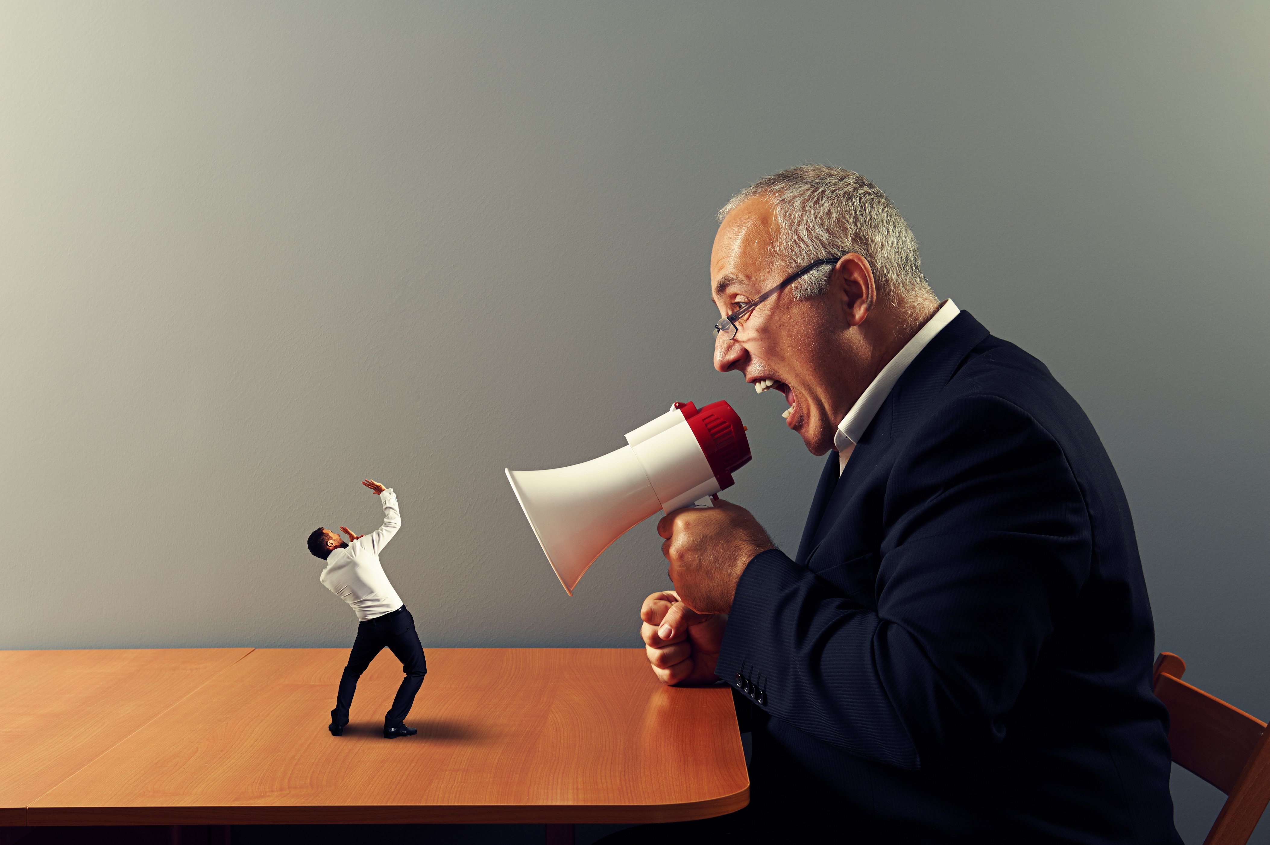 部下の信頼を一瞬で失う「上司が絶対にやってはいけない愚行」とは?